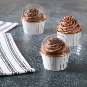 Alternative view of Medium Pleated Baking Cup and Lid Combo White Paper/Foil (16 Count)